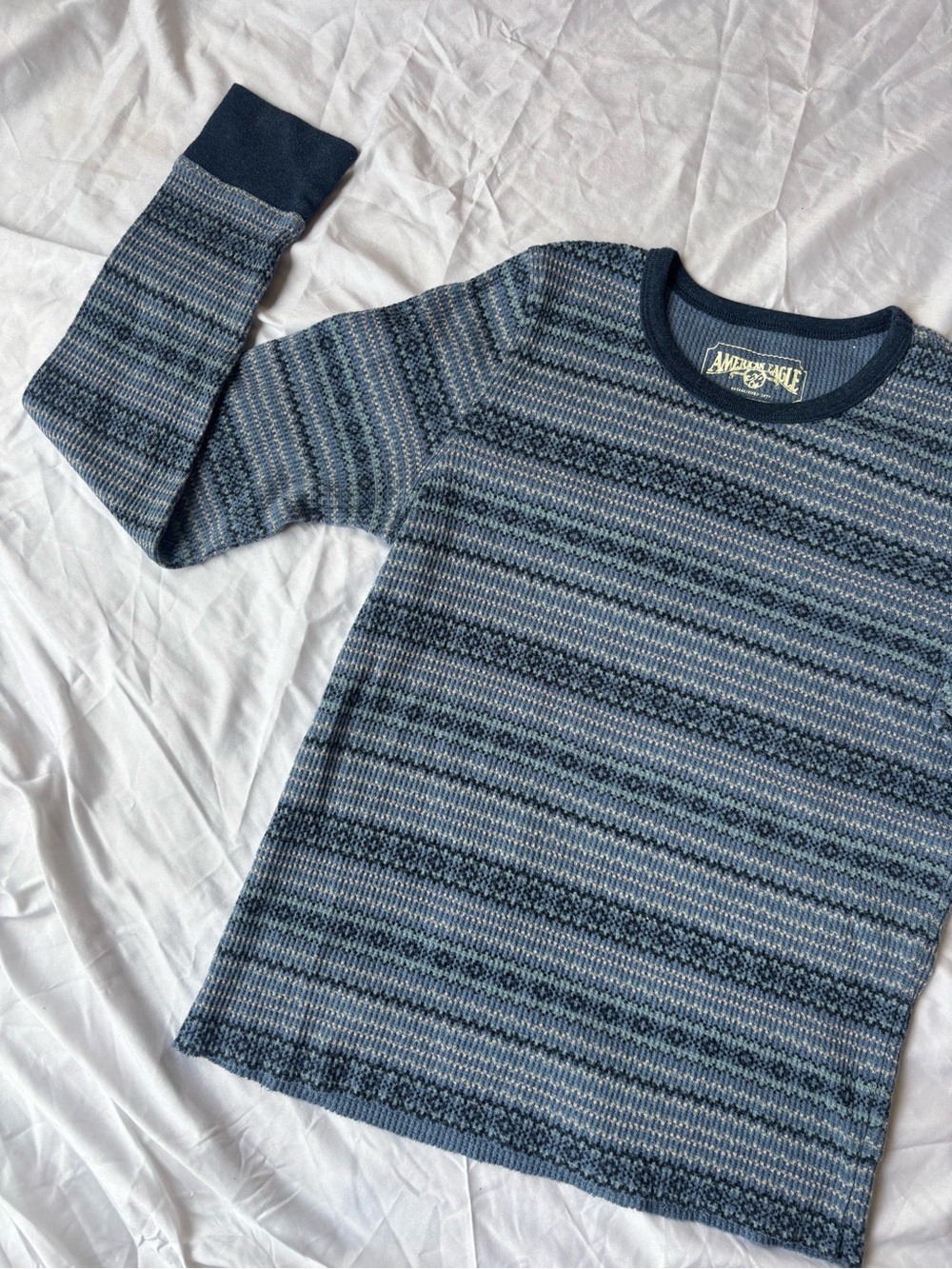 American Eagle Outfitters Navy/Light Blue Striped Crewneck Sweater | Large